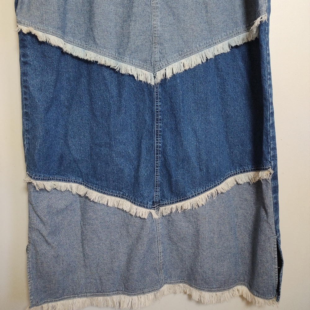 Jazzie Women Vintage Denim Sleeveless Dress with Fringe Detail - Picture 2 of 6